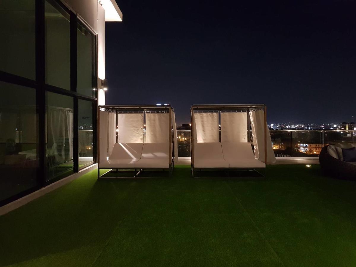 Brighton Grand Hotel Pattaya - Sha Extra Plus Luaran gambar Rooftop at the hotel