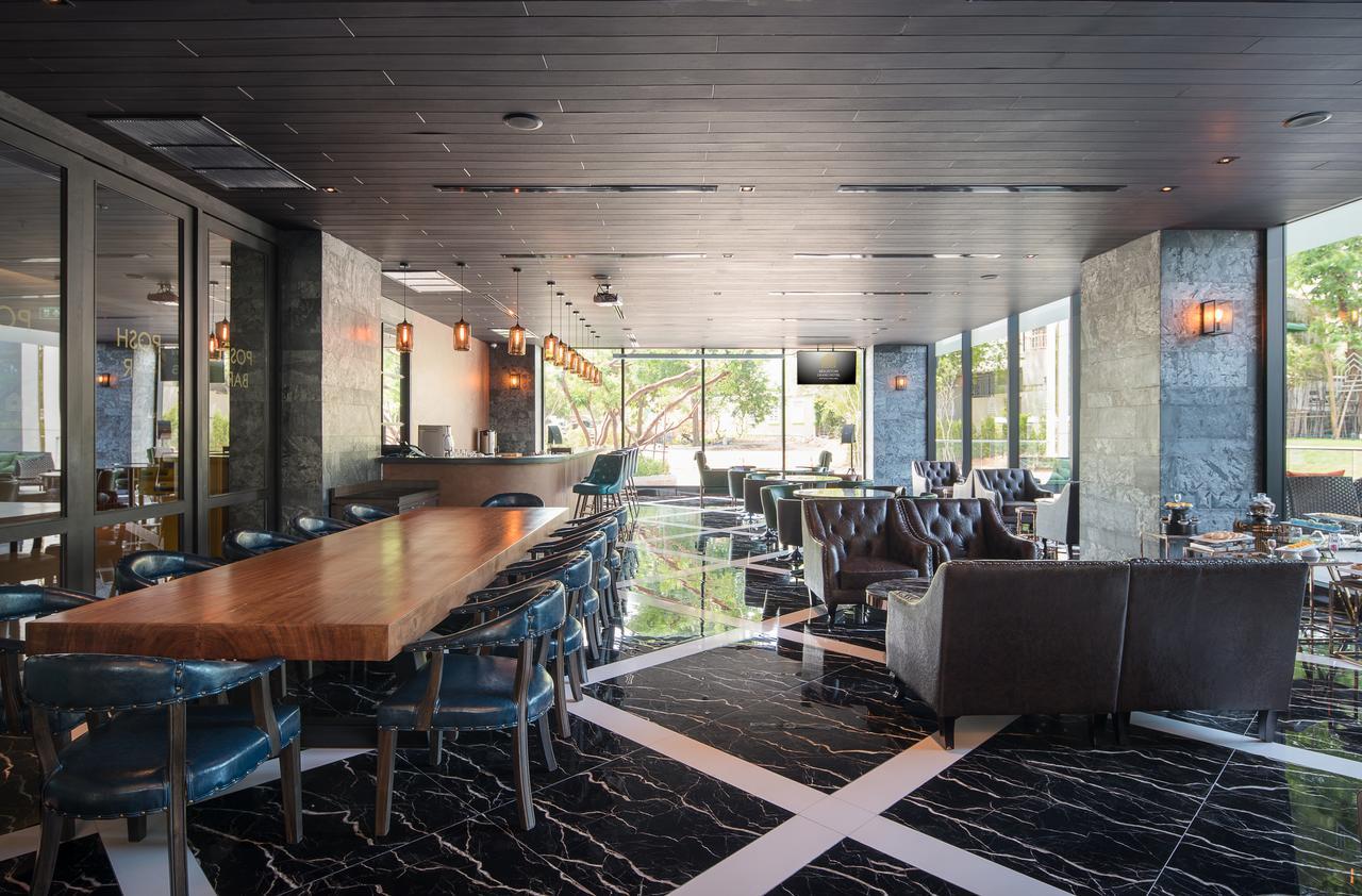 Brighton Grand Hotel Pattaya - Sha Extra Plus Luaran gambar The lounge at the airport